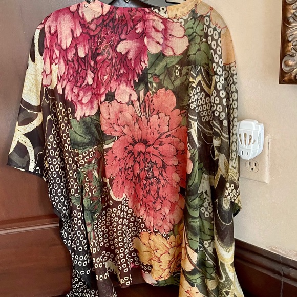 Alberto Makali Top - Picture 4 of 5